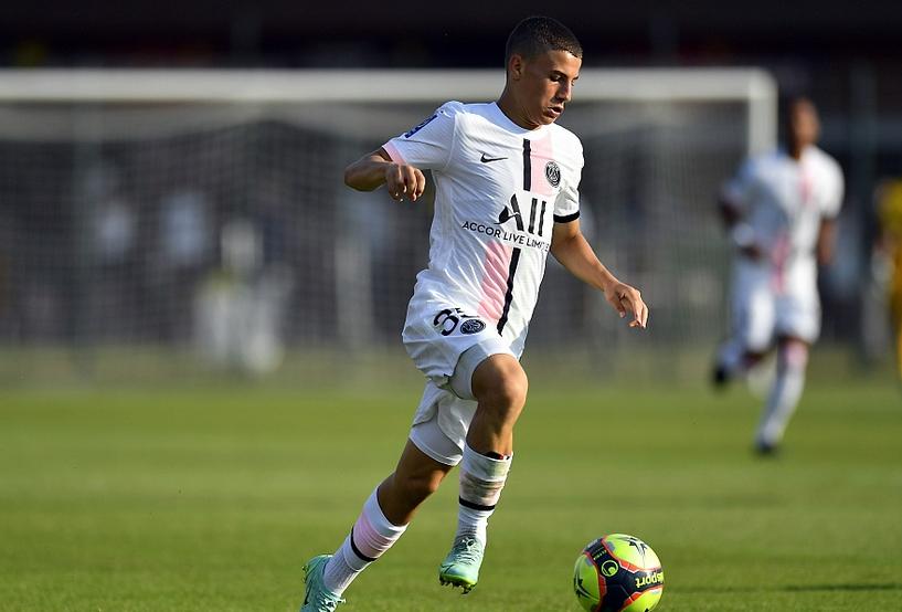 迪马利亚和梅西效力过大巴黎吗,内马尔迪马利亚梅西大巴黎