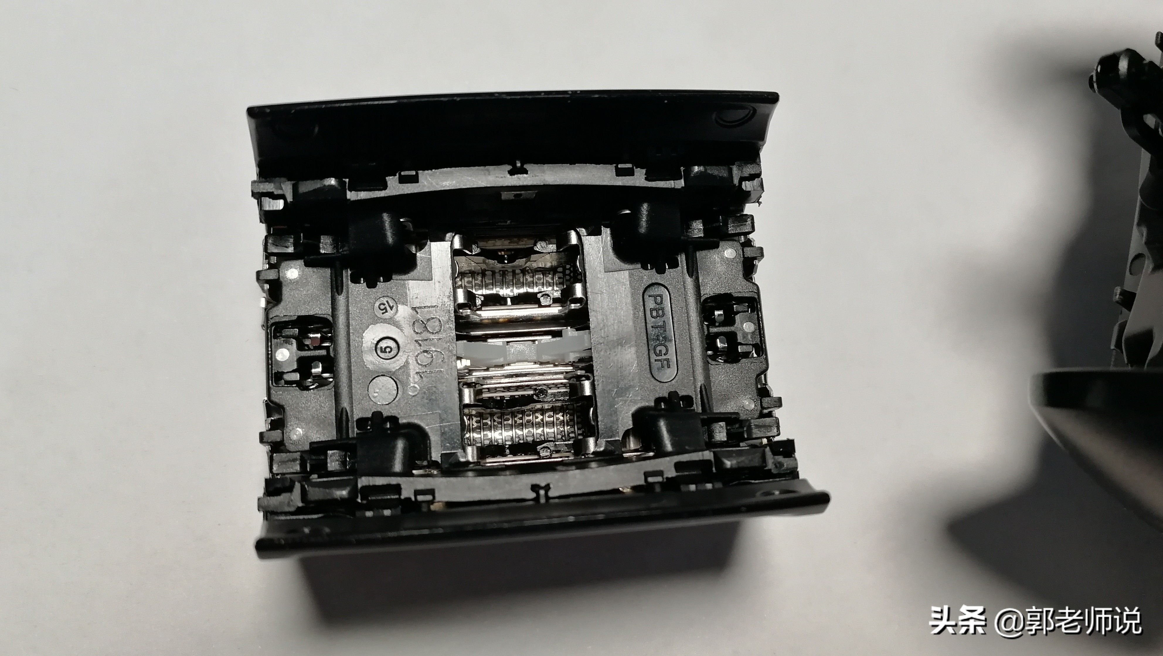 博朗剃须刀德国制造 (德国博朗最好的剃须刀是哪一款)