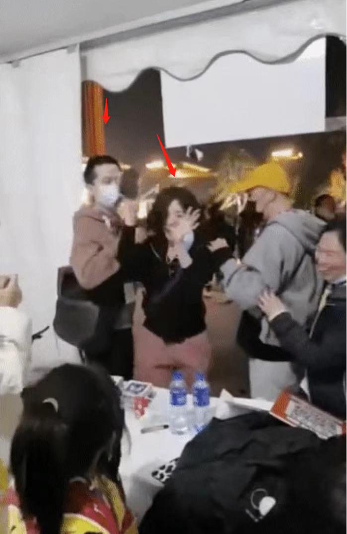 王菲谢霆锋窦唯关系视频,王菲和谢霆锋窦唯