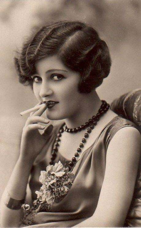 贫民窟的大眼女星,贫民窟出来的女明星