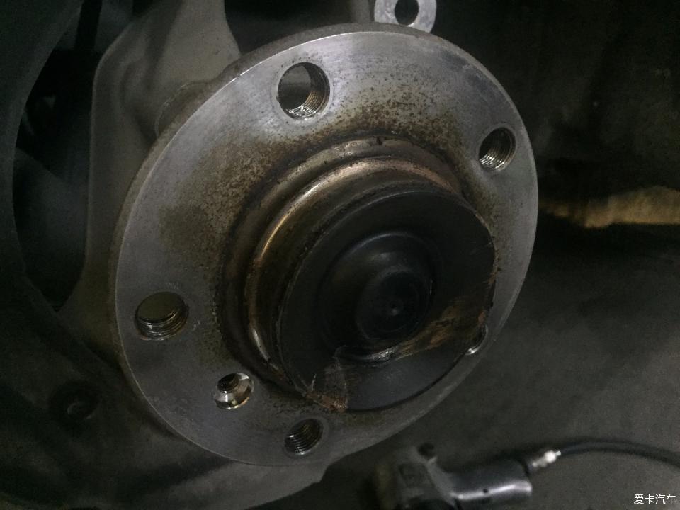 宝马3系换tei刹车,宝马3系的自动刹车功能测试