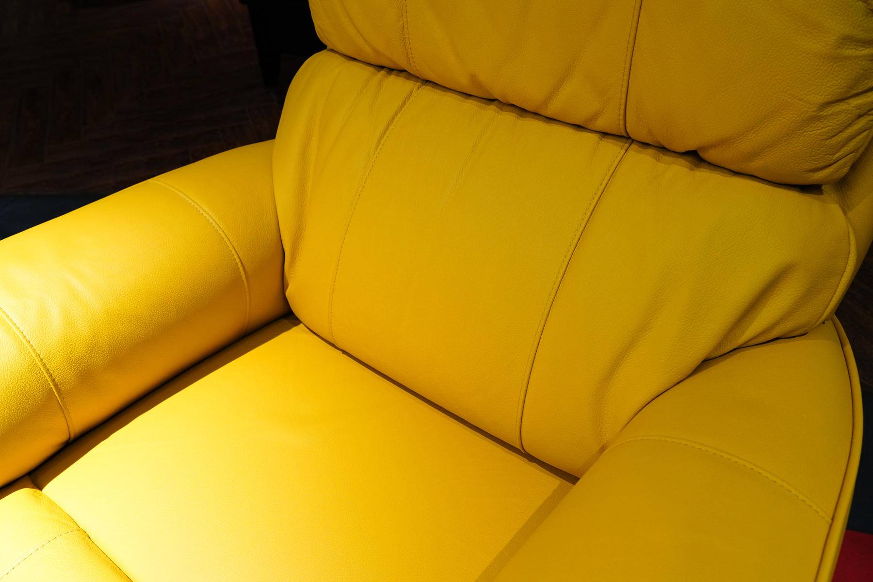 乐至宝沙发和芝华仕哪个档次高,乐至宝和芝华仕一万多沙发哪个好