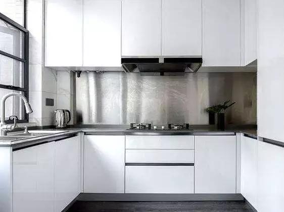 厨房墙面不贴瓷砖,厨房墙面不贴砖用什么板