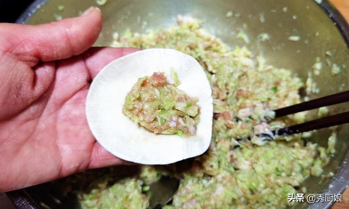 包白菜馅饺子牢记2放2不放,包饺子大白菜