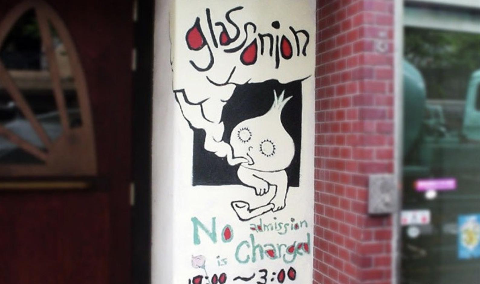 走在日本东京街头,走在日本的小巷里