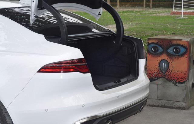 捷豹xel车主五年后真实感受,捷豹xel10万公里后的感受