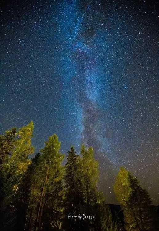 阿勒泰秋季旅行,新疆旅行阿勒泰秋天