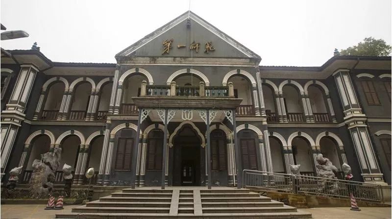 绕湘江徒步一圈多少公里,绕着长沙跑了103圈