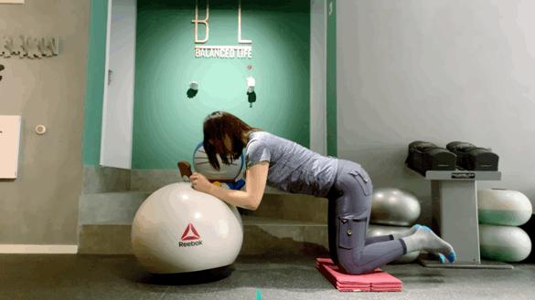 瑜伽球最好的训练方法,瑜伽球正确的训练方法