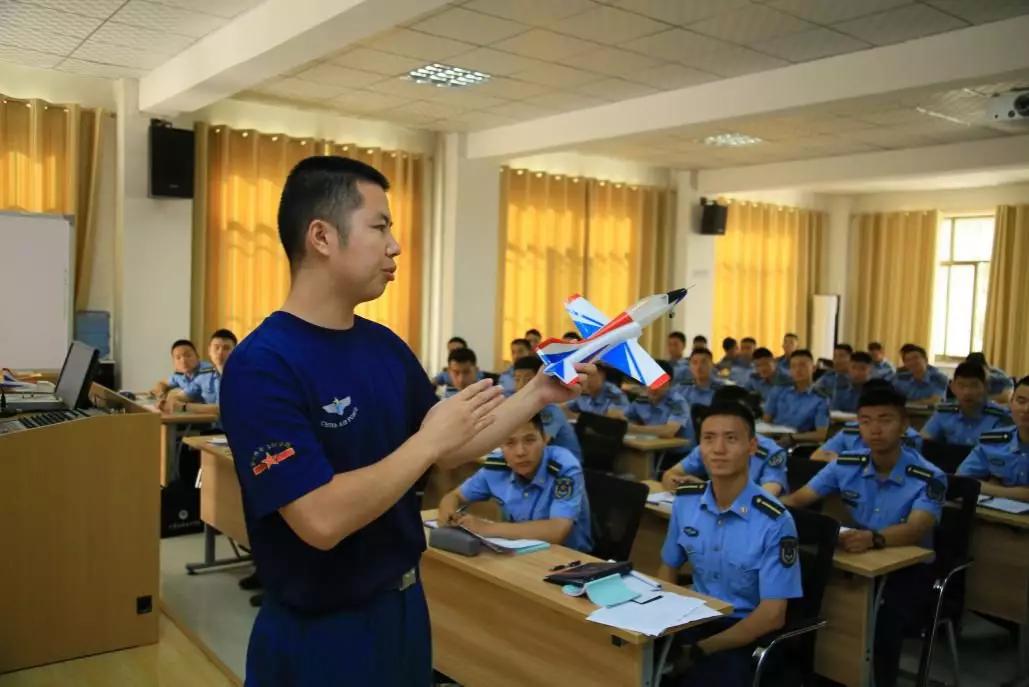 2023年军队文职招聘招多少人,军队文职招聘6000