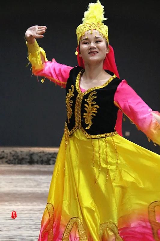 蒙古之花乌兰图雅演唱,蒙古之花乌兰图雅专辑