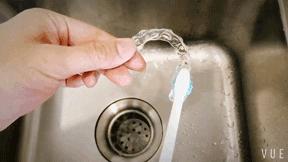 戴过的隐形牙套怎么收纳,隐形牙套随身携带清理