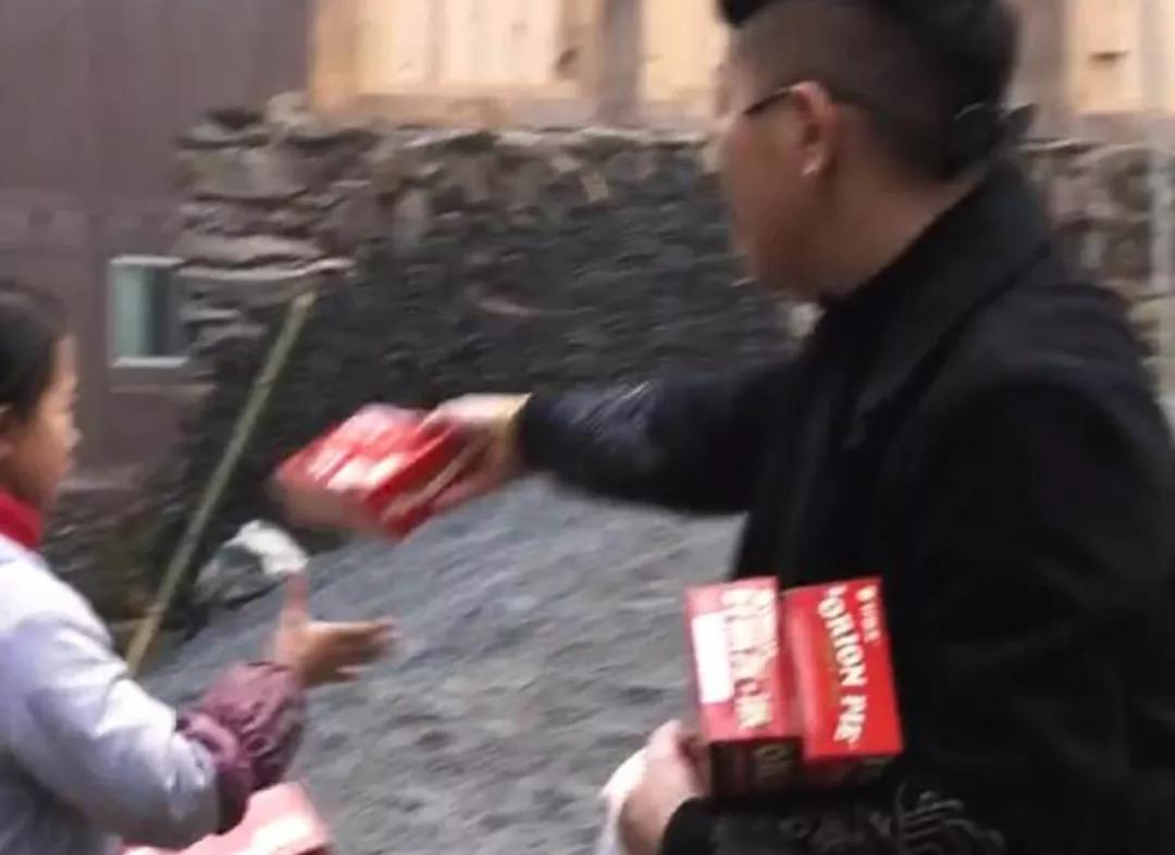 贵州网红“乞丐哥”的罪恶人生,网红乞丐哥拐卖多名少女