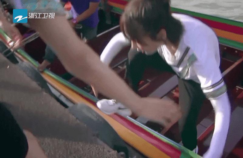 王俊凯的绅士,王俊凯绅士表现