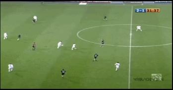 足坛兵器谱视频,足球金狼古蒂十佳球