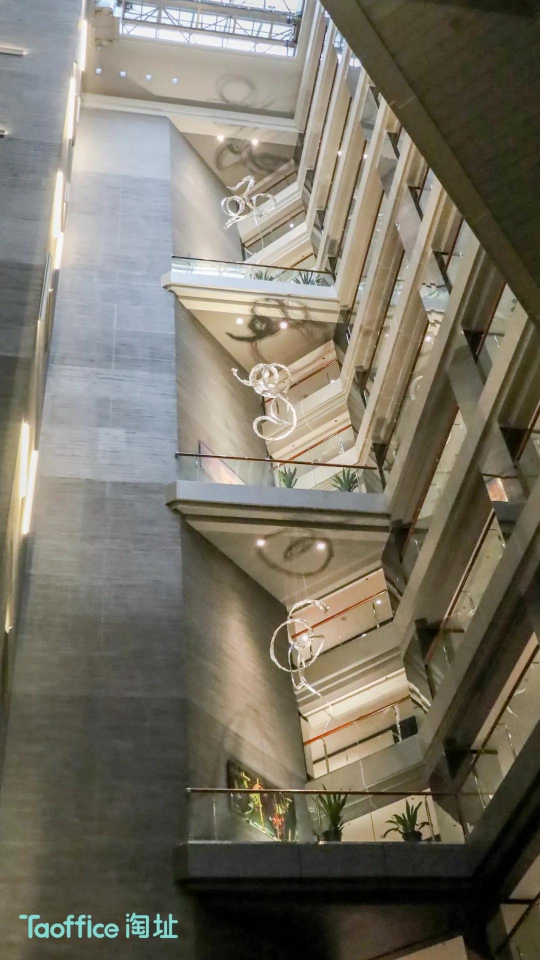 京广中心|五星级酒店服务传说中的精英职场