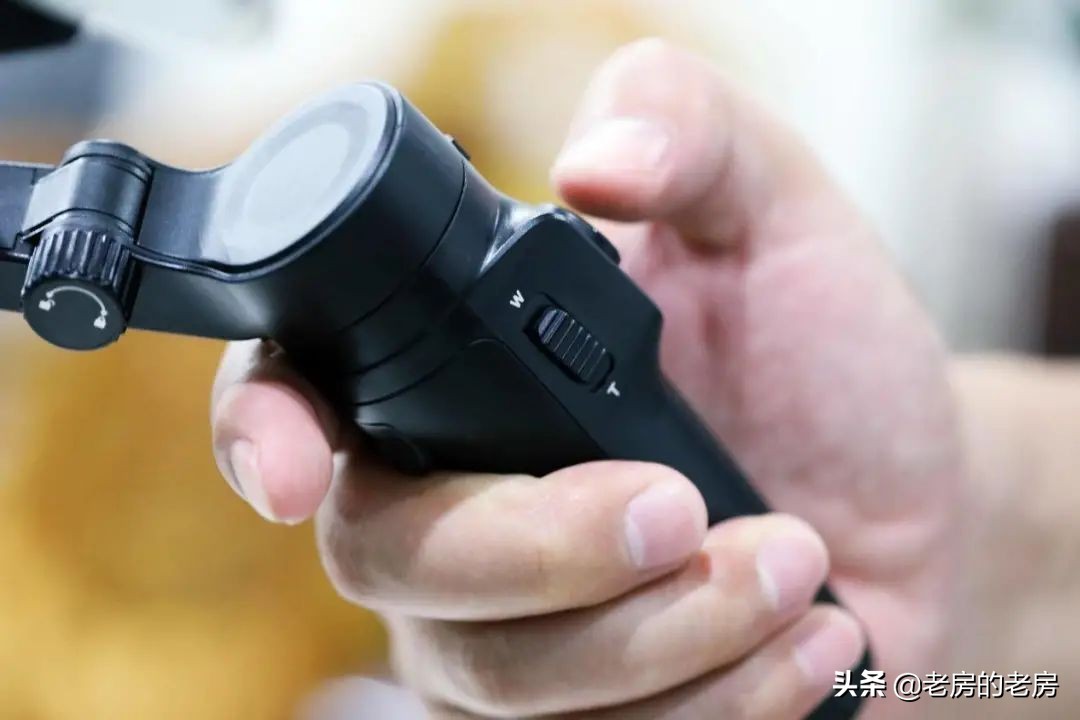 手机有哪些不可缺少的配件,能够提升手机使用感受的配件