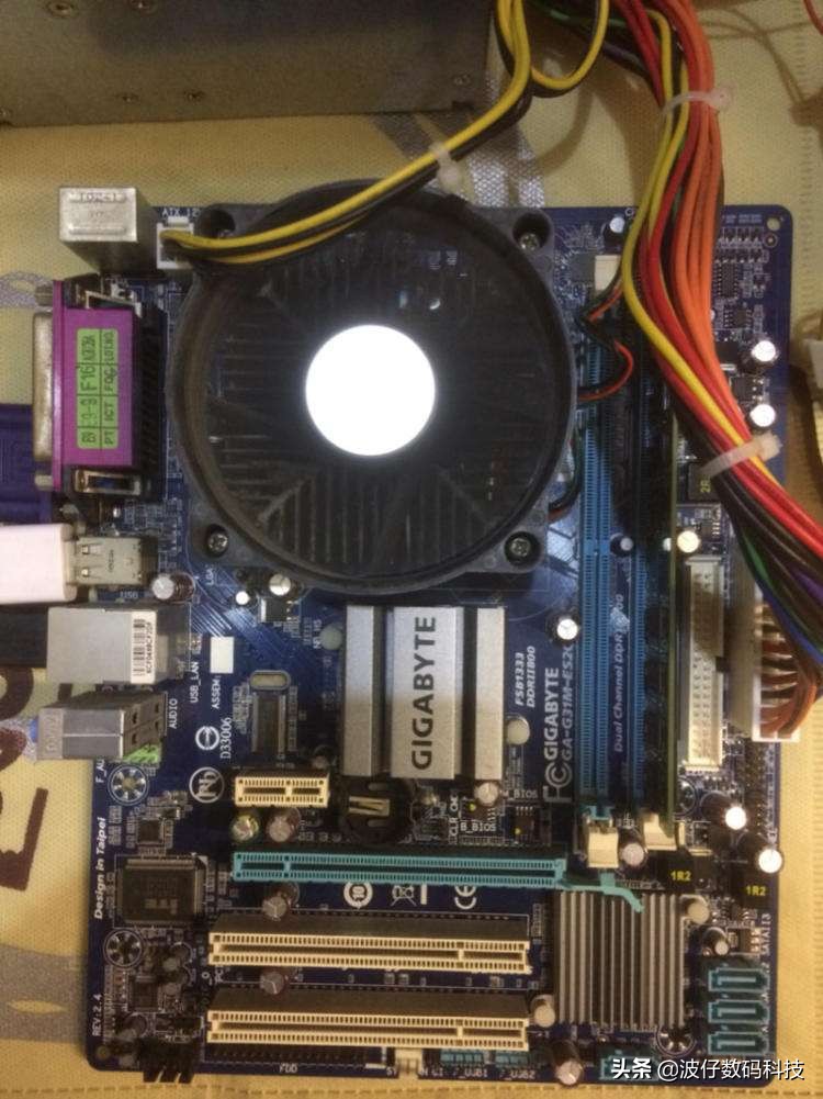 电脑一开机就蓝屏反复重启怎么办,电脑开机约30秒后反复掉电重启