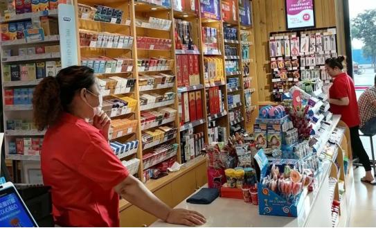 成都人才晓得的“红旗嬢嬢”