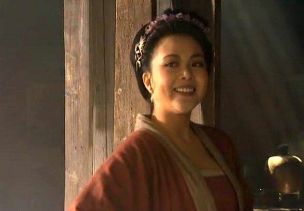 水浒传孙二娘真的做人肉包子吗,水浒孙二娘为什么卖人肉包子