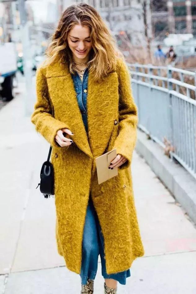 这4种颜色羽绒服显白又减龄,什么颜色的羽绒服百搭又显白