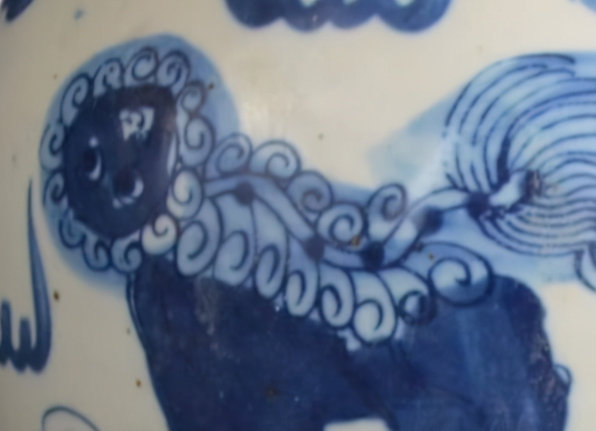 中国尿盆在美国高价热卖！放红酒当果盘，外国人这么好骗吗哈哈哈