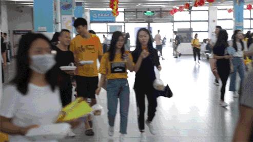 深圳有个建在“空中”的大学，拍照美到爆！