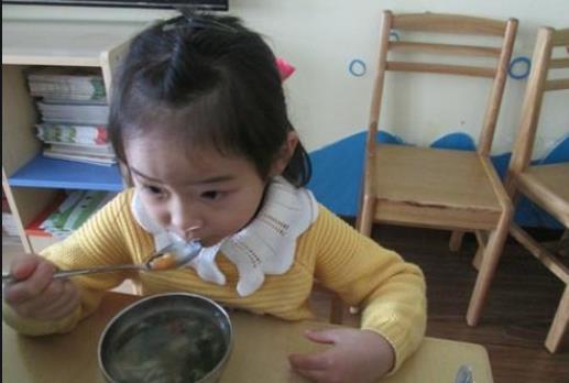 孩子积食恢复几天才能正常吃食物,5岁孩子积食发烧吃什么食物好