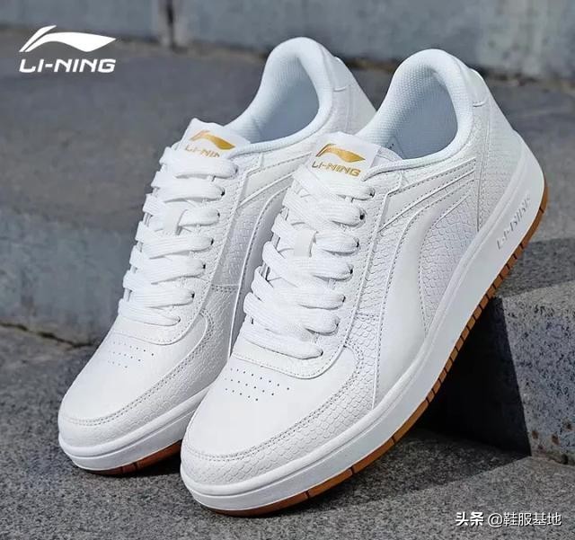 男生特高帮小白鞋推荐,什么小白鞋男比较好看耐穿