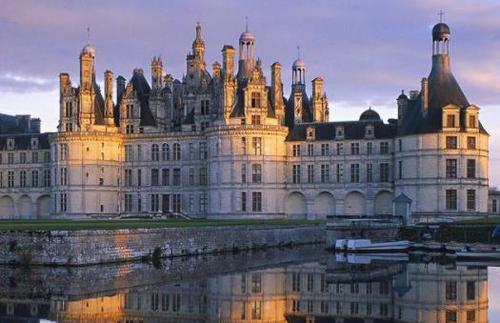 层出不穷的骚扰、猥亵女性事件,是欲望的脱缰还是道德的缺失?