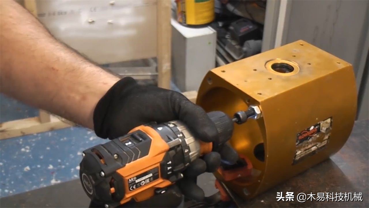 螺丝钉断在螺母中怎么取出,膨胀螺丝螺母怎么取出