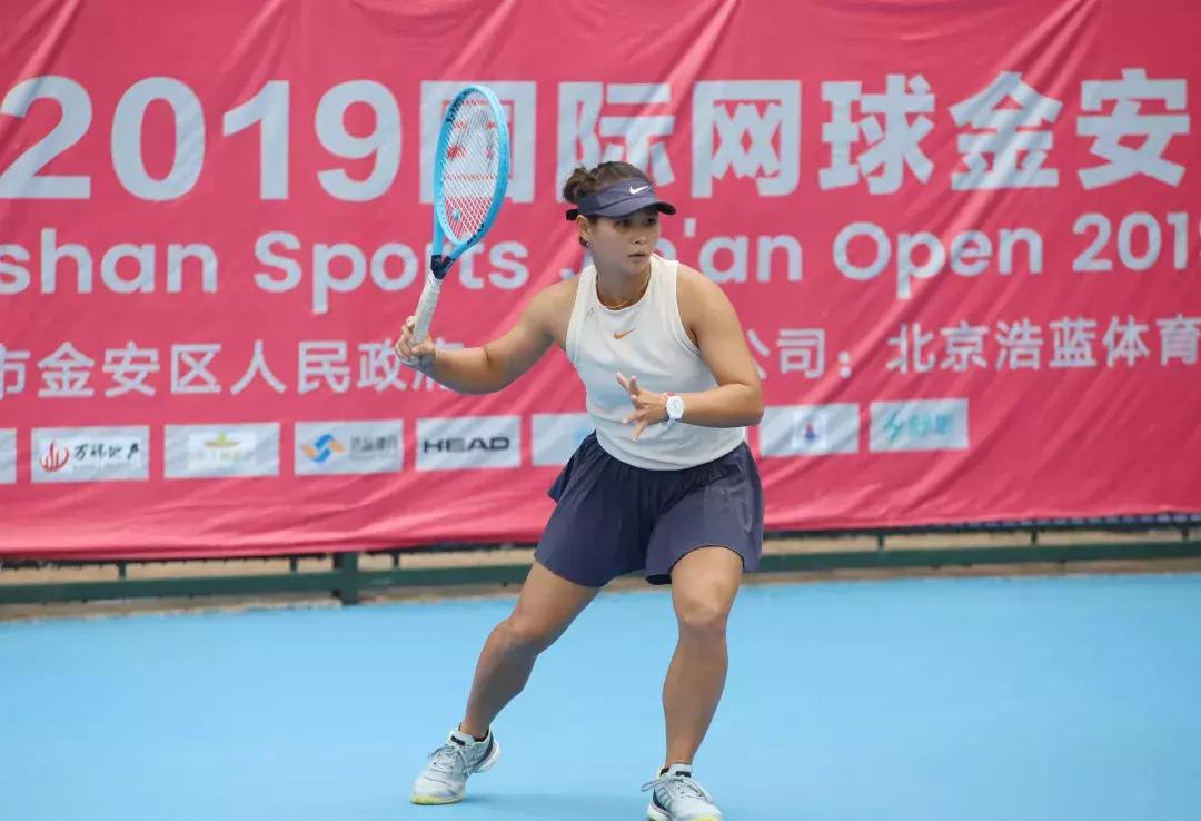 2019国际网球金安公开赛女单比赛激战正酣！