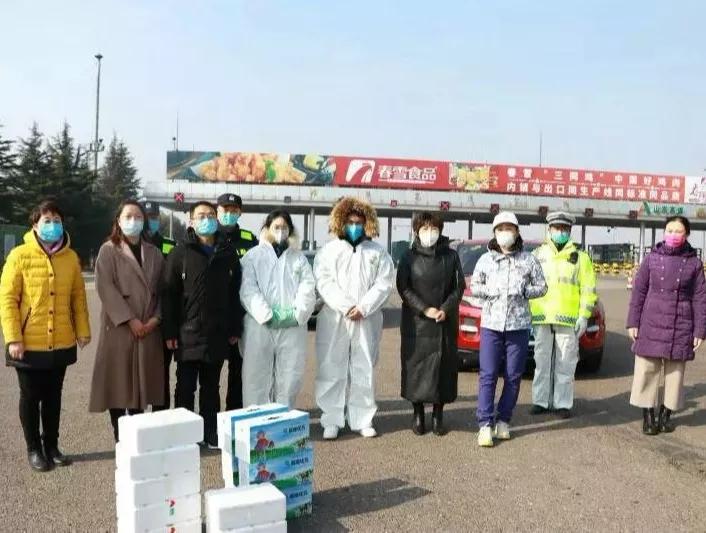 省妇联助力疫情防控,下沉红旗社区助力疫情防控