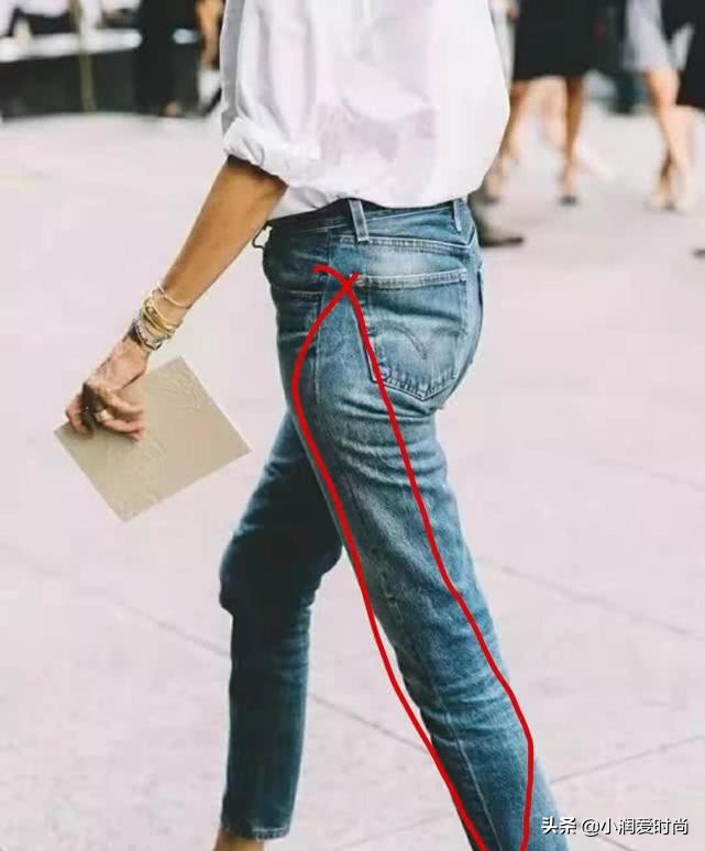 宽松牛仔裤怎么挑版型显瘦,宽松显瘦牛仔裤大小怎么选