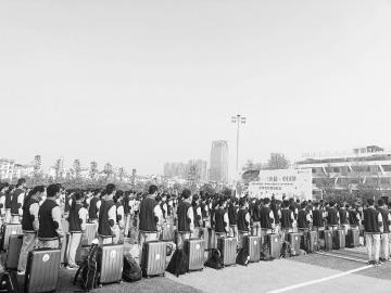 暑假去旅游开眼界的地方,研学活动增长见识