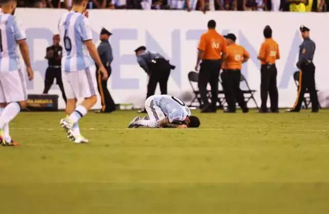 梅西绝境逢生,梅西最绝望的时候