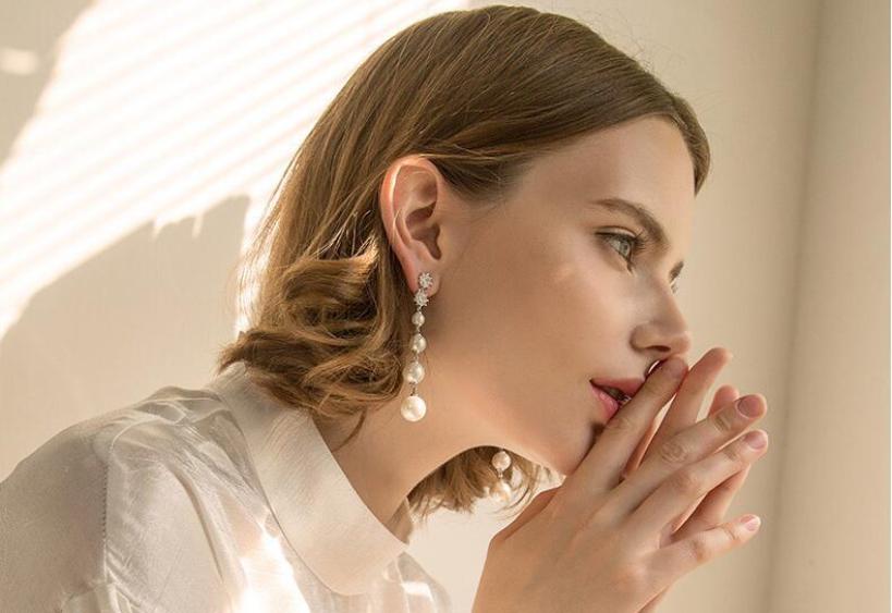 如何挑选耳环视频,脸部两侧肉多的怎么挑选耳环