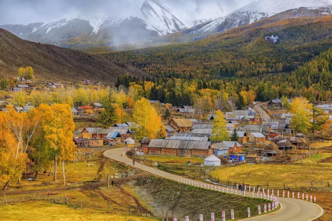 新疆的北疆和南疆哪个更美,北疆新疆之美