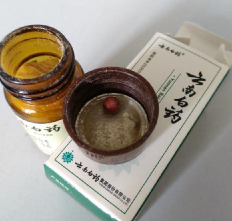 云南白药创始人曲焕章的故事,云南白药创始人曲焕章后代干什么