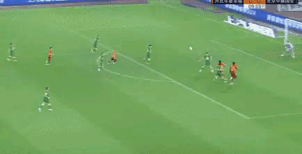 中超神剧情！国安第99分钟被耻辱绝平，替补席全体战立不敢相信