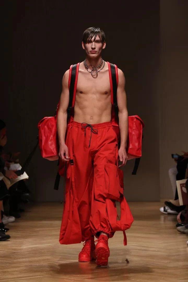 时尚潮牌马克华菲清仓,马克华菲怎么保持生命力