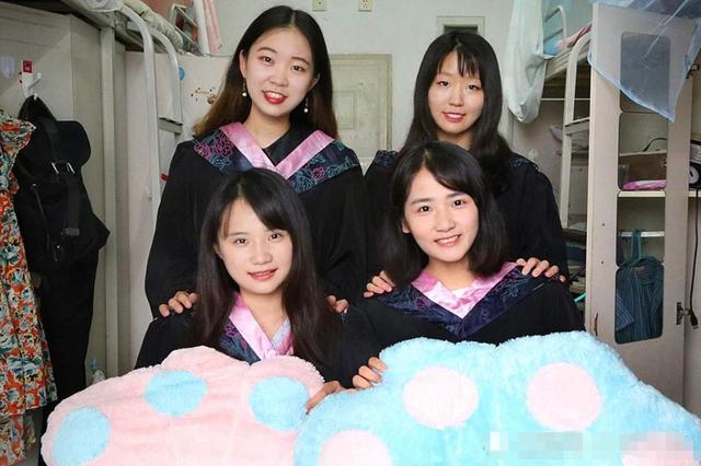 大一刚到宿舍就被舍友针对，或许是你没注意这5点，检查一下自己