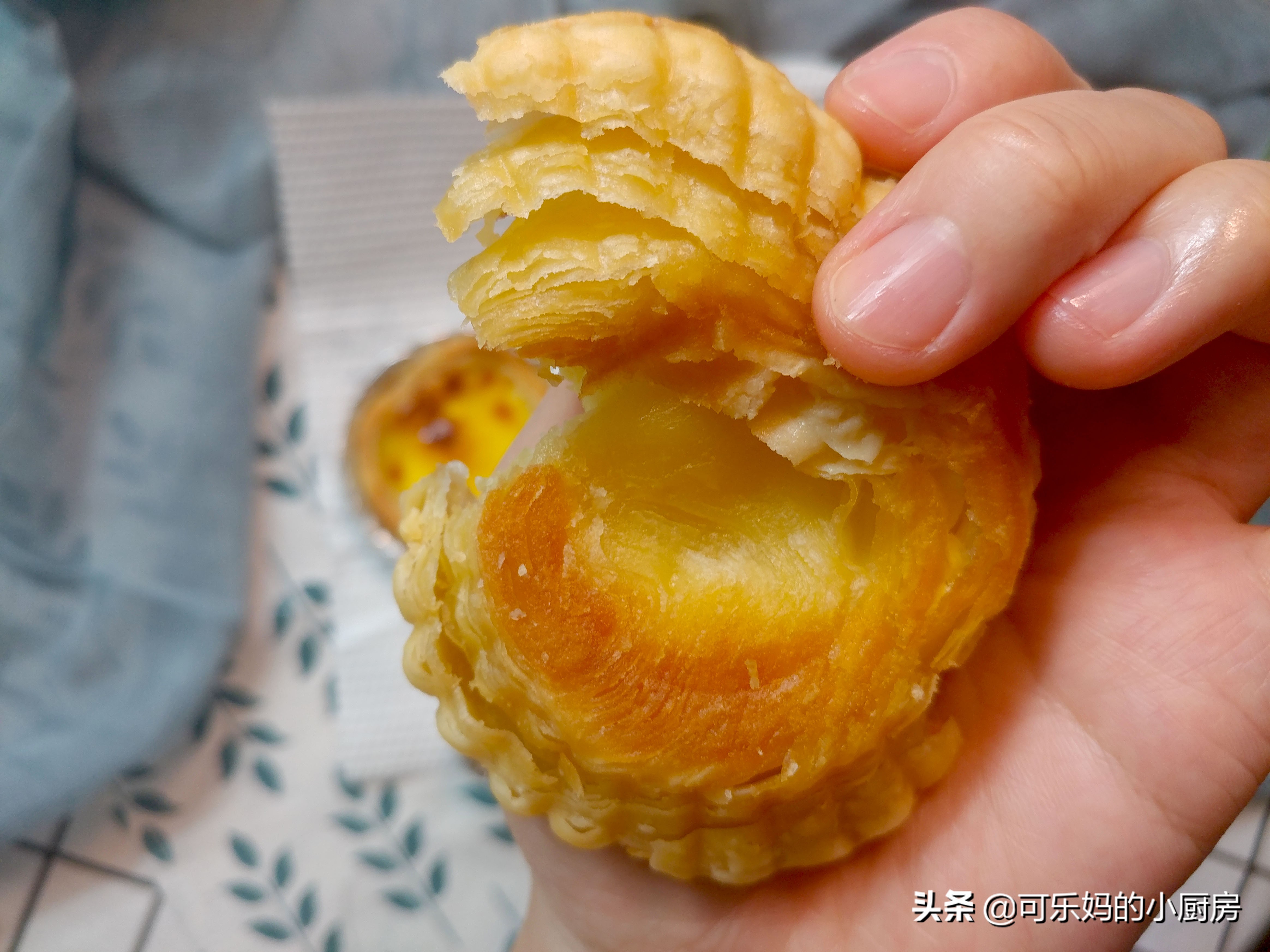 千层中式酥皮点心制作视频,蛋挞皮做绿豆酥饼