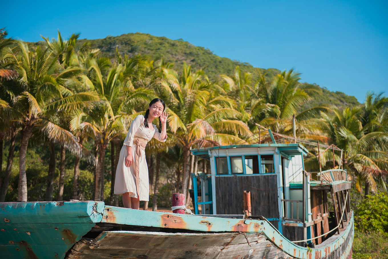 你在南方瑟瑟发抖，我在这里遛娃、看猴、赶海····