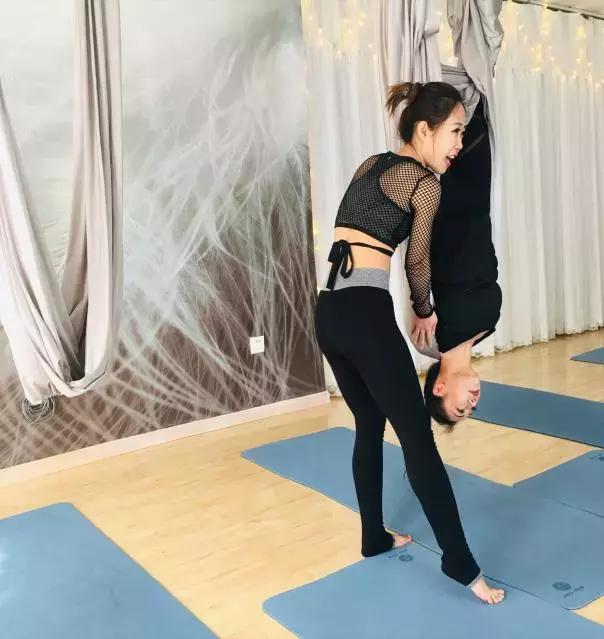 沈阳瑜伽私教,沈阳空中弹力瑜伽