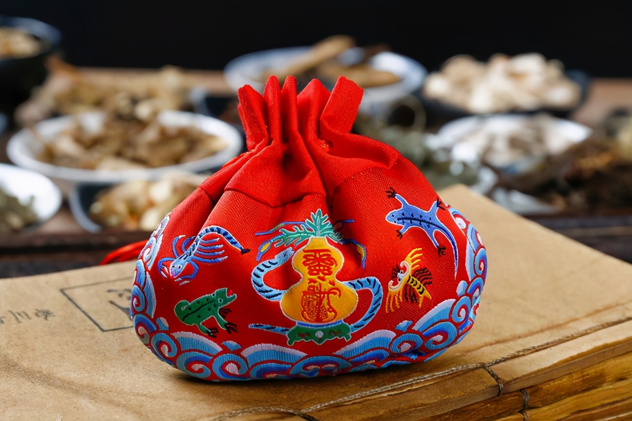 端午节只能说安康不能说快乐吗,端午节为啥说安康不能说快乐