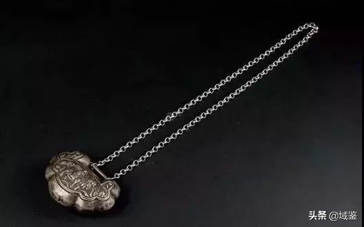 长命锁护身符,护身符阴符