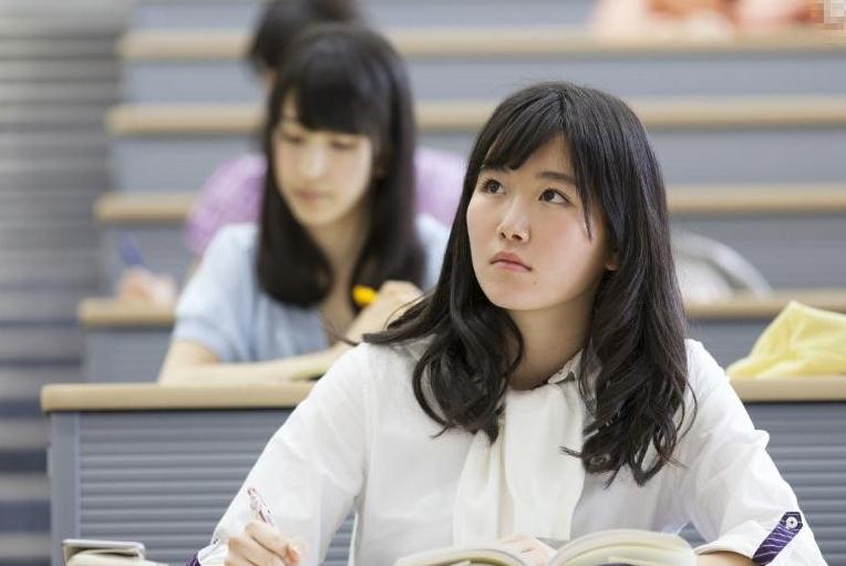 把英语降为副科进展怎么样了,英语会不会被降为副科