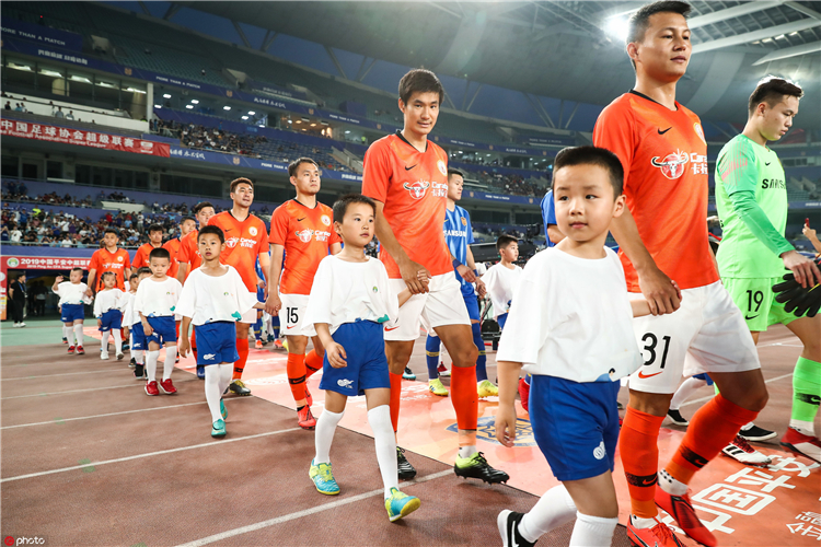 2024中超联赛球童,中超联赛牵手儿童
