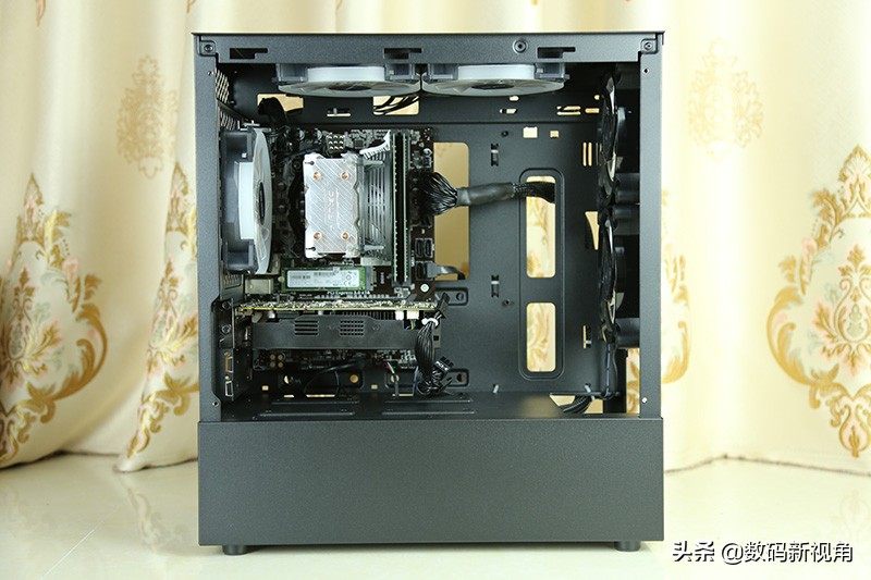 大牛拉小车的三轮摩托,大牛拉汽车视频